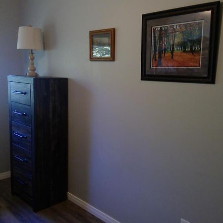 Michaels Bay Getaway On Manitoulin Island Βίλα South Baymouth Εξωτερικό φωτογραφία