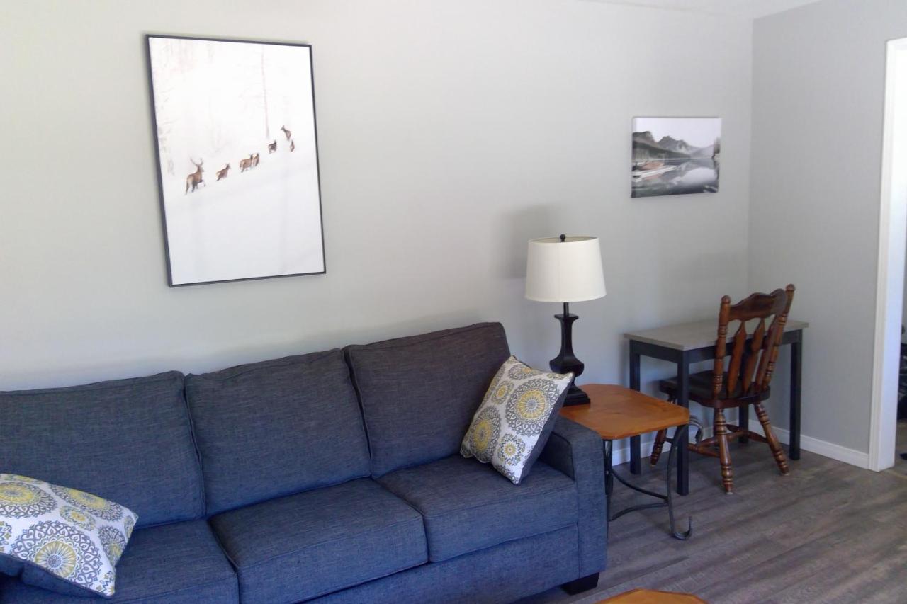Michaels Bay Getaway On Manitoulin Island Βίλα South Baymouth Εξωτερικό φωτογραφία