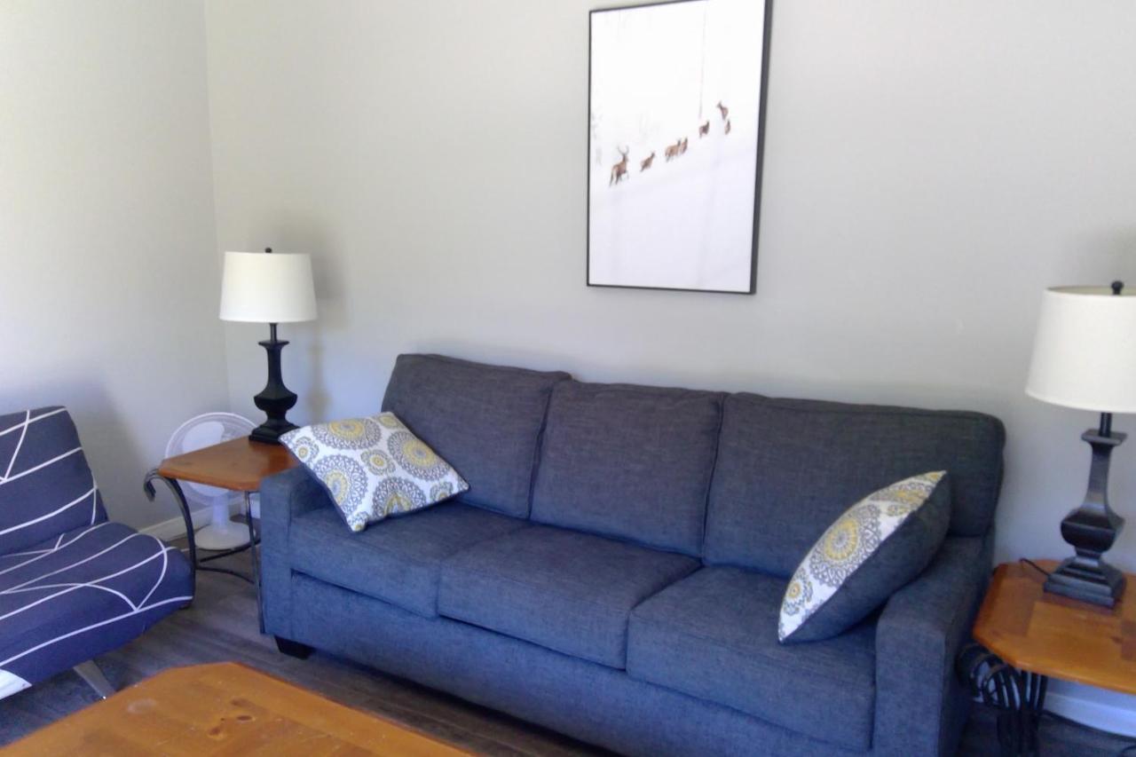 Michaels Bay Getaway On Manitoulin Island Βίλα South Baymouth Εξωτερικό φωτογραφία