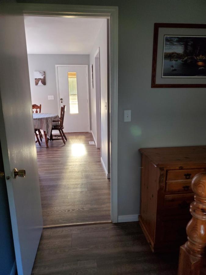 Michaels Bay Getaway On Manitoulin Island Βίλα South Baymouth Εξωτερικό φωτογραφία